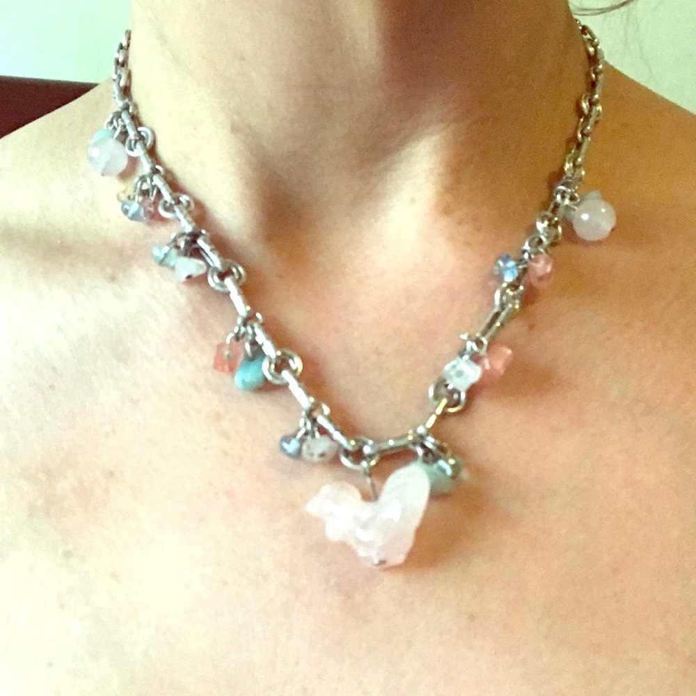 Weird Carolee necklace